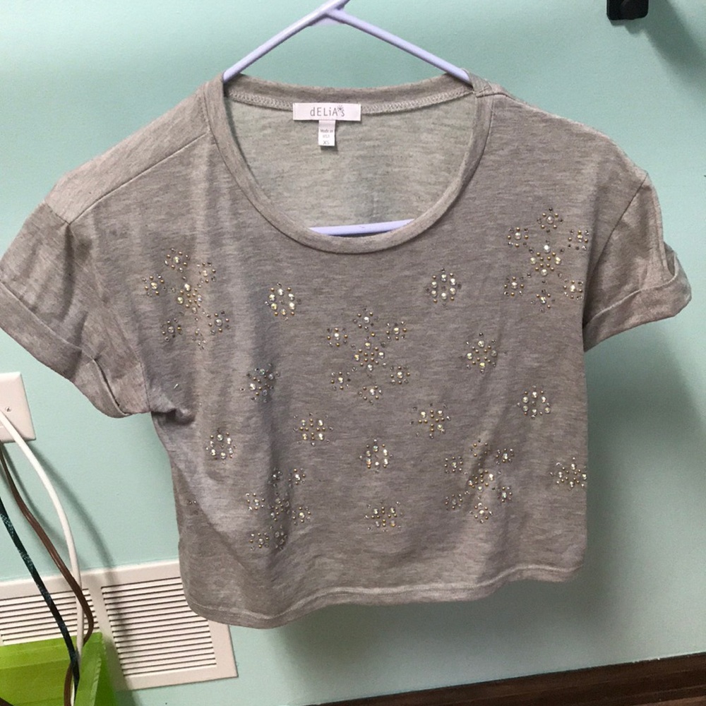 cropped top